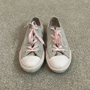 Silver Girls All-Star Converse - Size 3